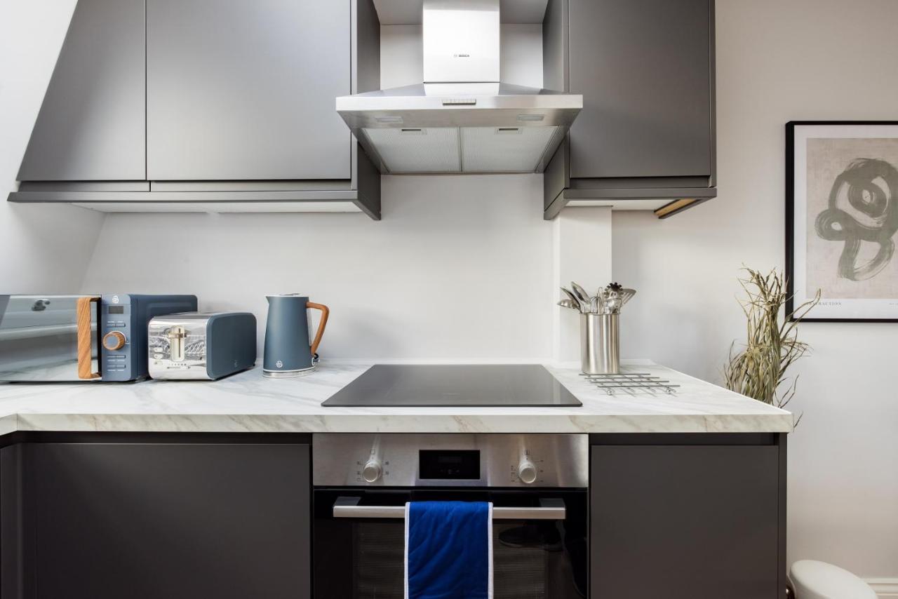 Ferienwohnung The Margravine Maisonette - Modern & Bright 2Bdr Flat London Exterior foto